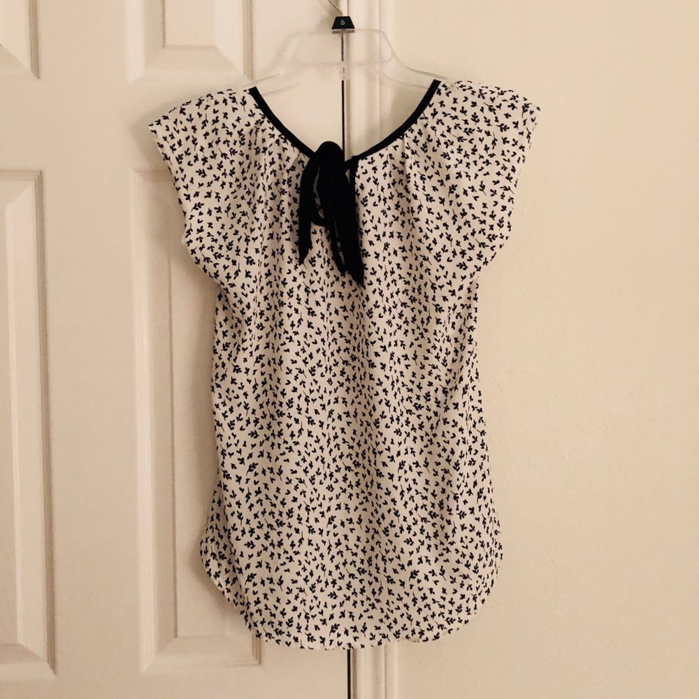 Lauren Conrad pleat neck tie back blouse